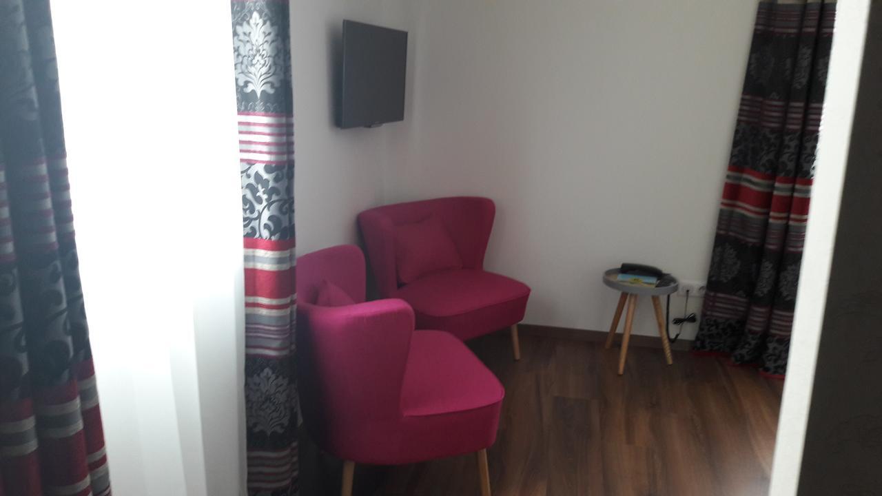 Hotel Les Aubepines Илье Экстерьер фото