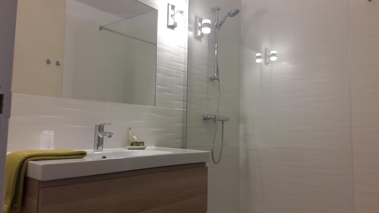 Hotel Les Aubepines Илье Экстерьер фото